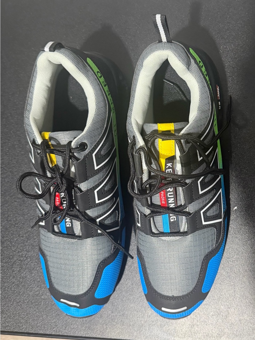 Men's Grey Running Shoes with Blue and Green Accents